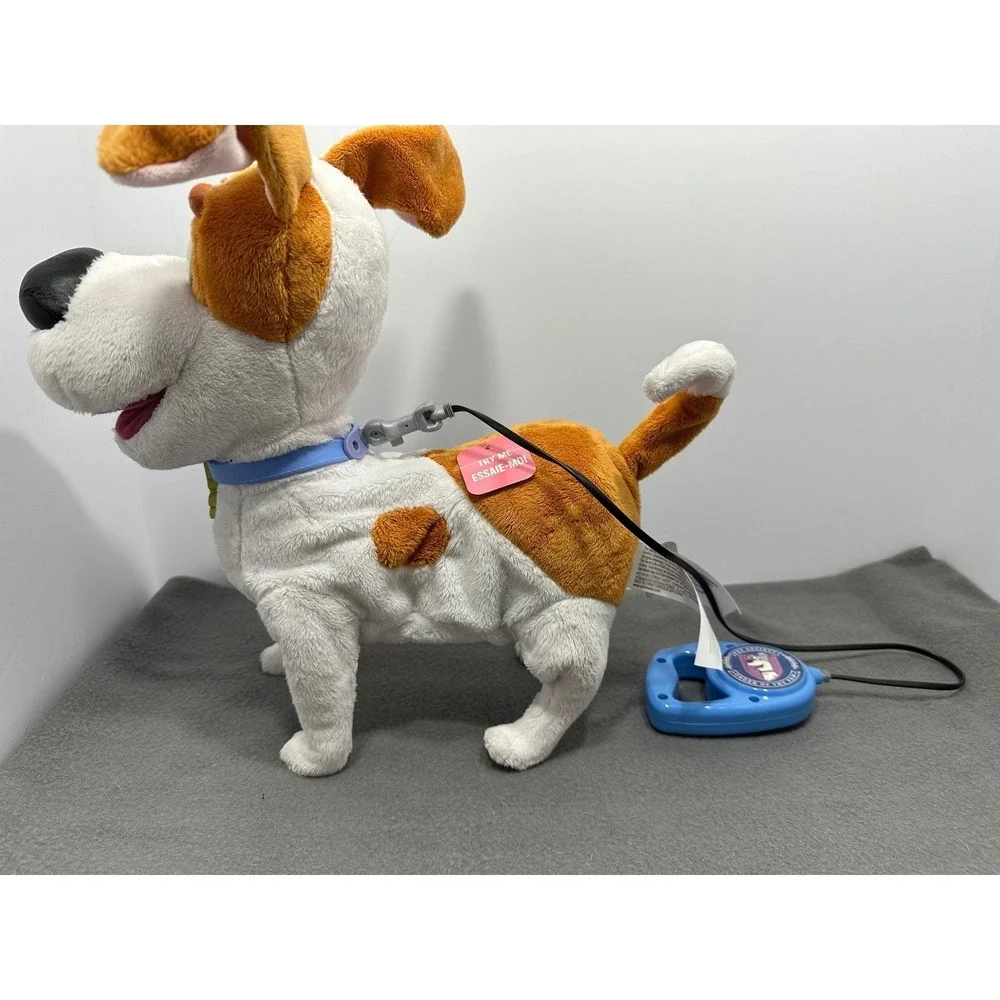 Secret Life of Pets Max Walking Talking Interactive Plush Dog Spin Master